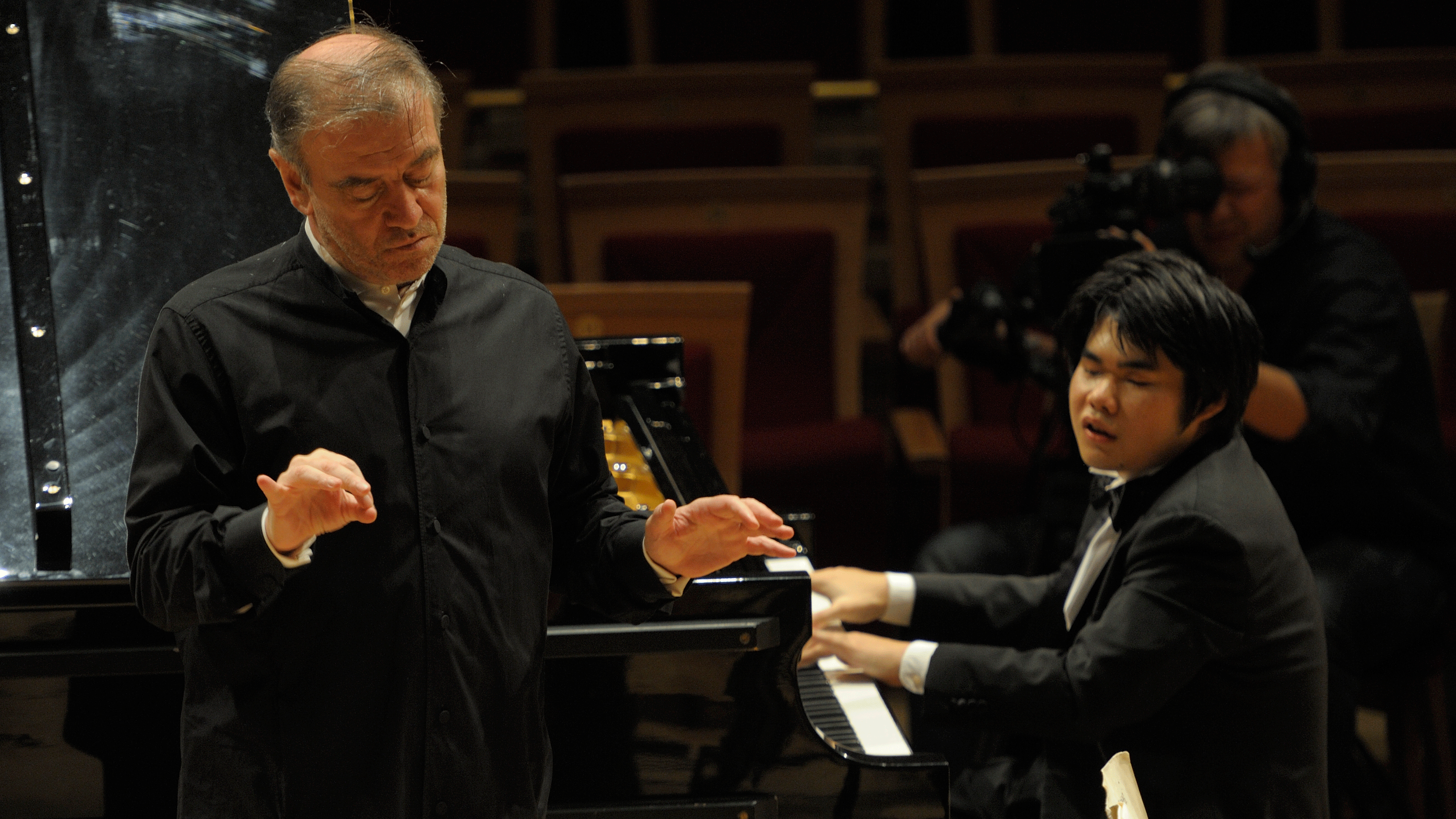 Valery Gergiev: biography and creativity Valery Gergiev: biography and creativity